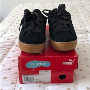 Puma Vicky platforms